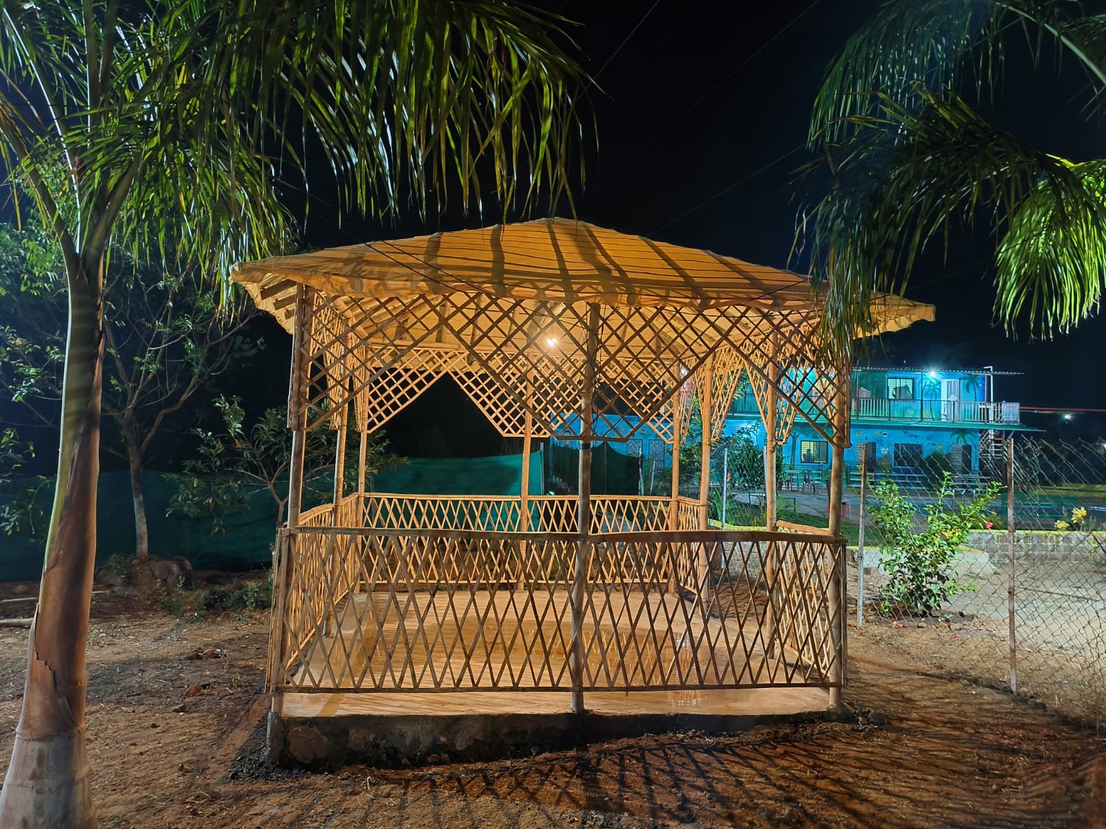 hut bamboo